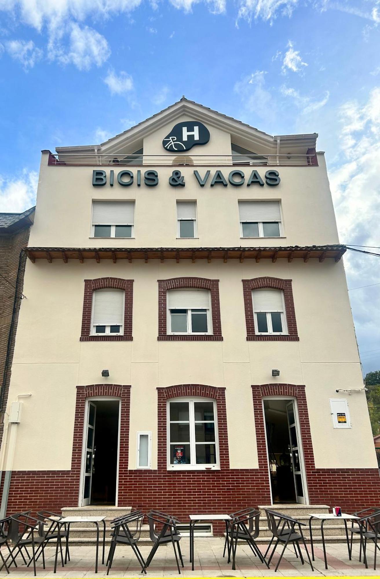 Bicis & Vacas Hotell La Pola de Gordon Exteriör bild